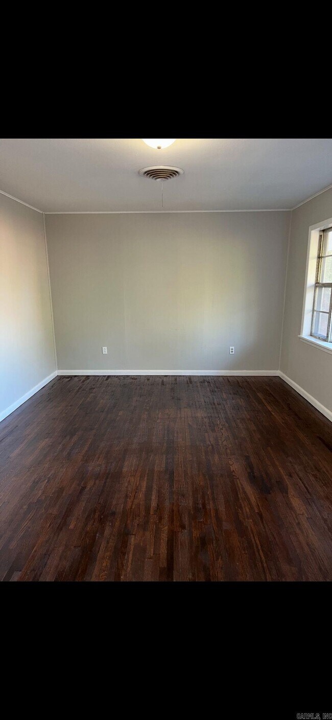 Foto del edificio - 1911 Robert E Lee St