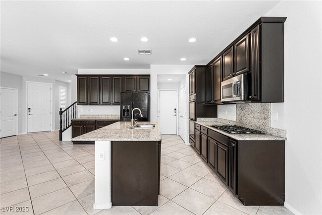 Building Photo - 10073 White Mulberry Dr