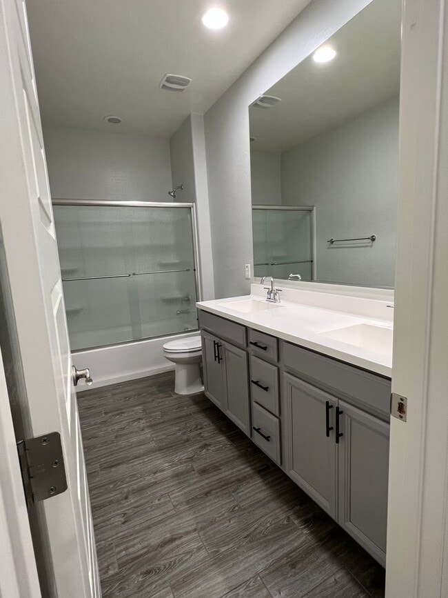 Building Photo - 2019 Build in Gated East Mark Community