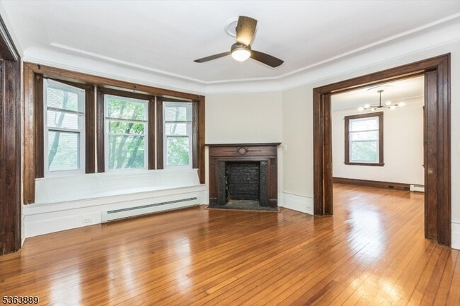 Building Photo - 287 Claremont Ave