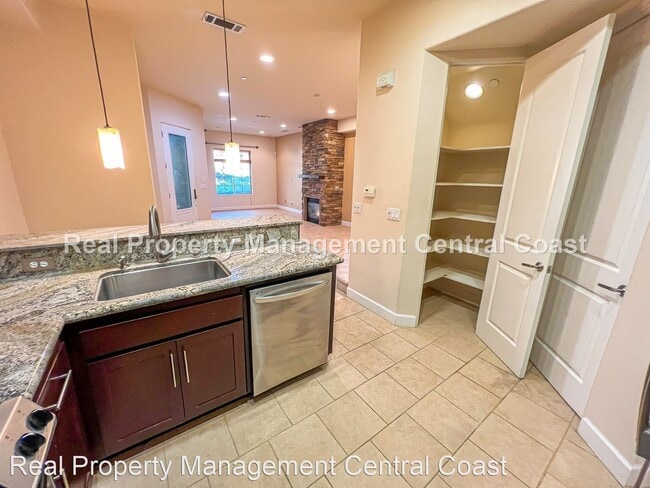 Building Photo - 3 br, 2.5 bath House - 1153 Spring Azure W...
