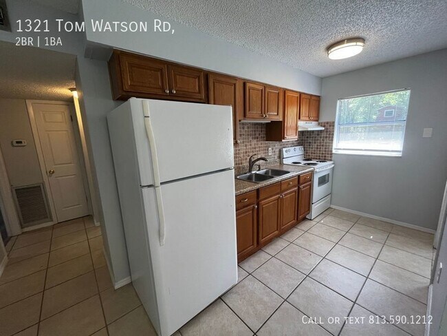 Building Photo - Cute Lakeland Apartment