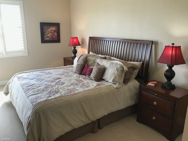 Building Photo - 3 br, 2 bath Condo - Tidelands