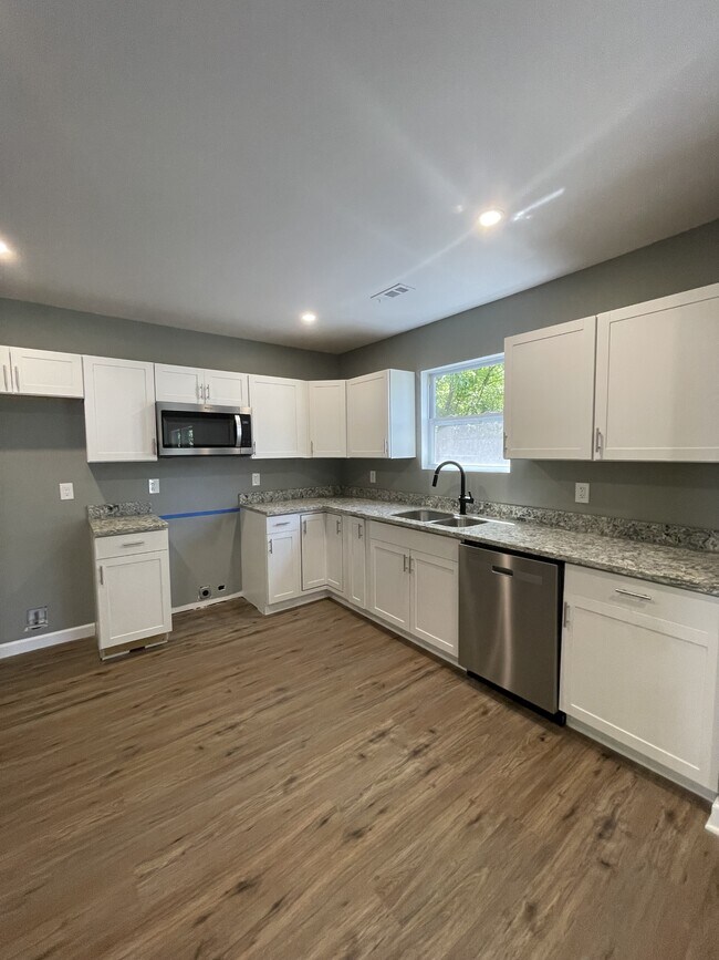 Foto del edificio - 2110 Allin St