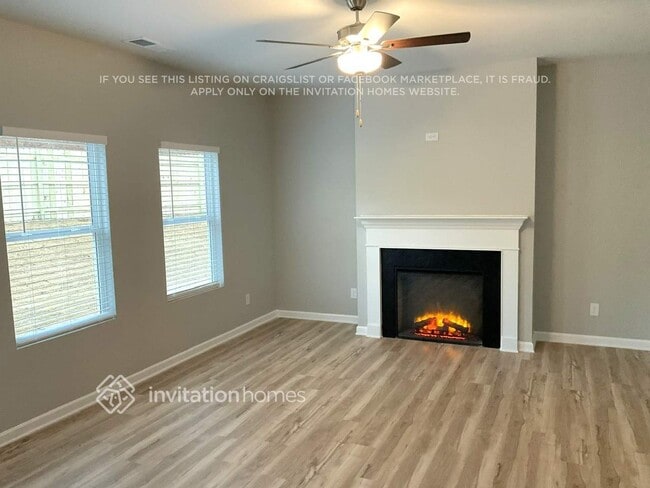 Building Photo - 107 Streambank Ct