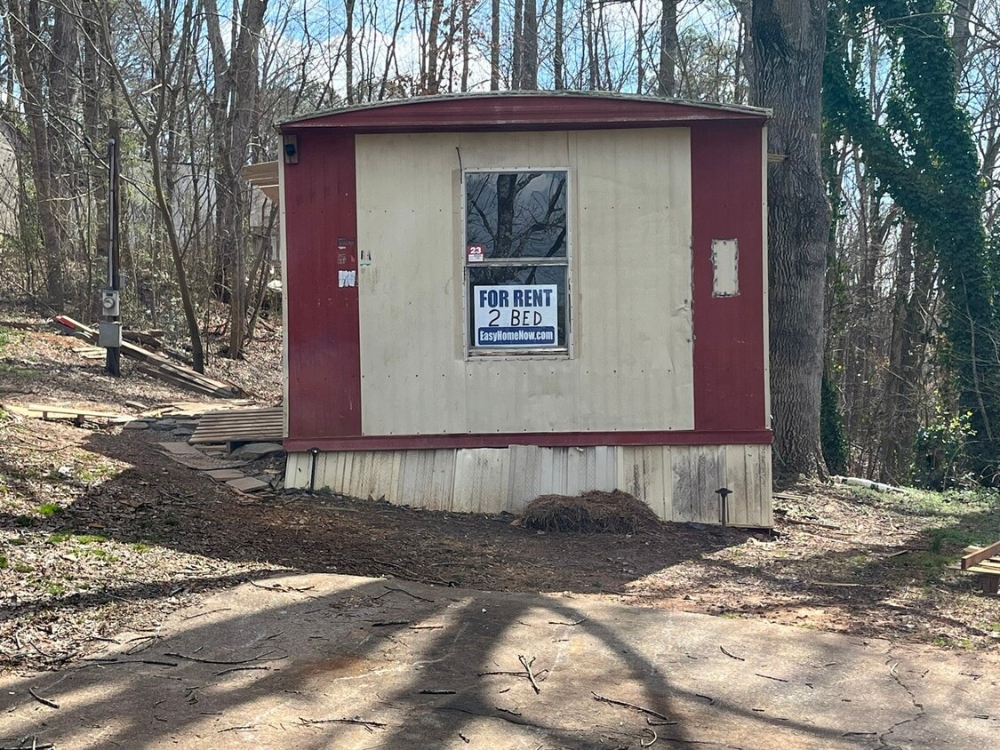 Foto del edificio - 6696 Skyview Dr SE