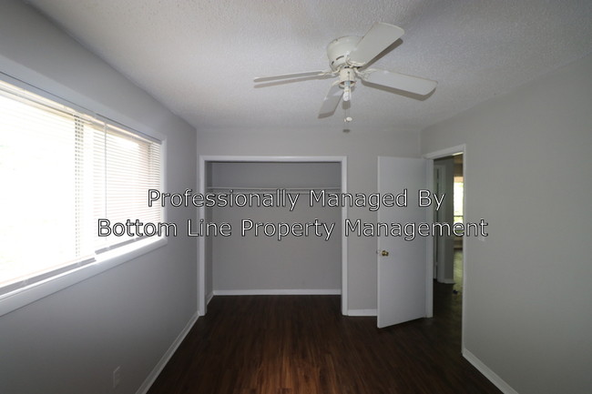 Building Photo - 4815 Horizon Cir