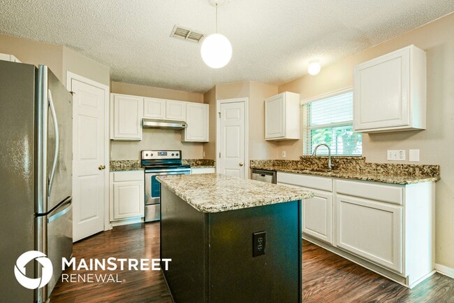 Building Photo - 3928 Stonefield Dr