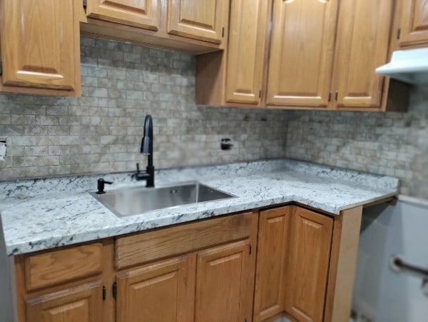 Building Photo - 8 Tiffany Rd