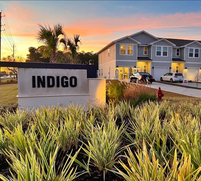 Building Photo - Indigo Townhomes
