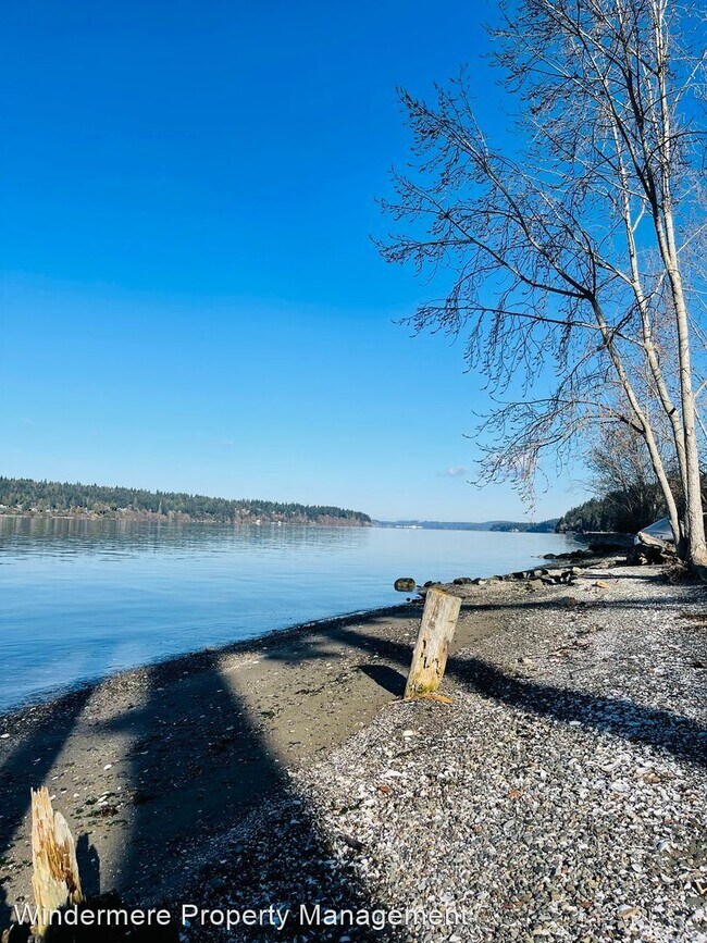 Building Photo - 3 br, 3 bath House - 4720 Crystal Springs ...