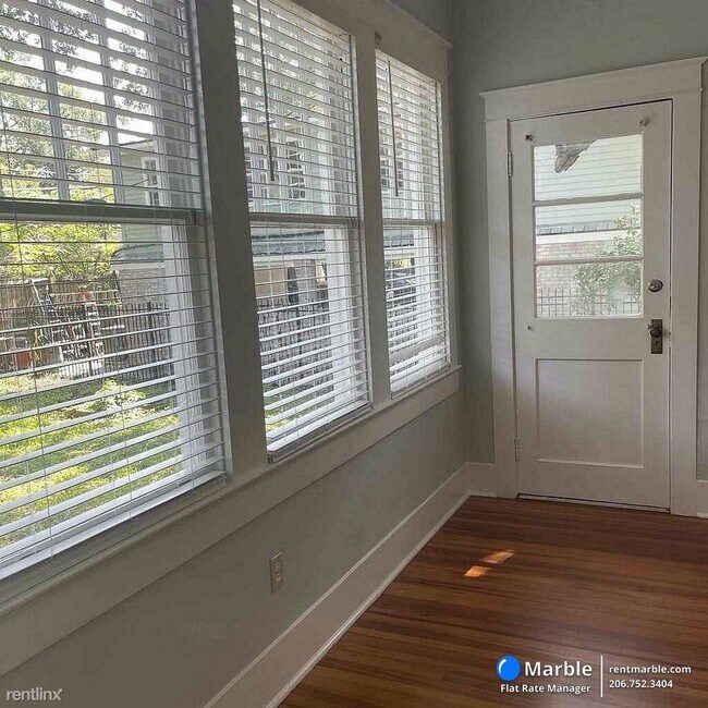 Building Photo - 3 br, 2 bath House - 2215 Terrace Ave