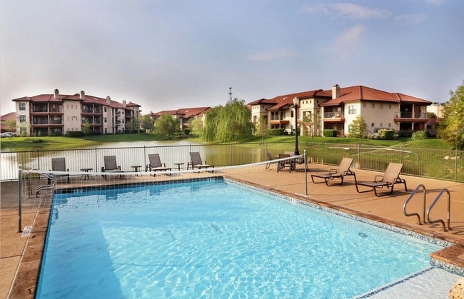 Building Photo - SYNC at Purgatory Creek
