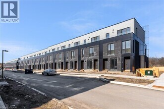 Building Photo - 100 EVERETT Rd