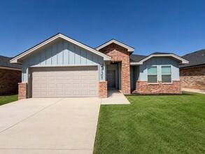 Building Photo - 1305 Hogback Wy
