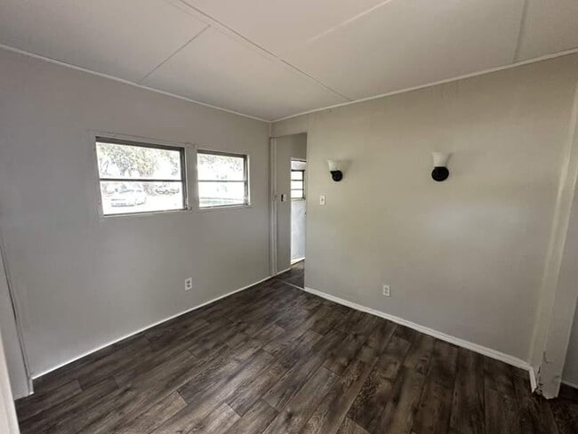 Building Photo - 130 S Suncoast Blvd