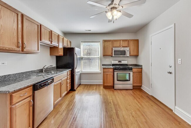 Foto del edificio - 917 W Sunnyside Ave