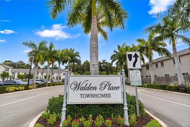 Foto del edificio - 1385 NW 208th Terrace