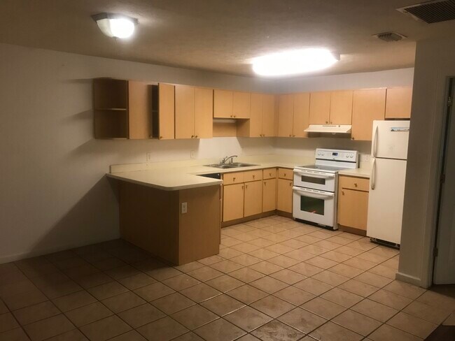 Foto del edificio - 1000 E 7th CT