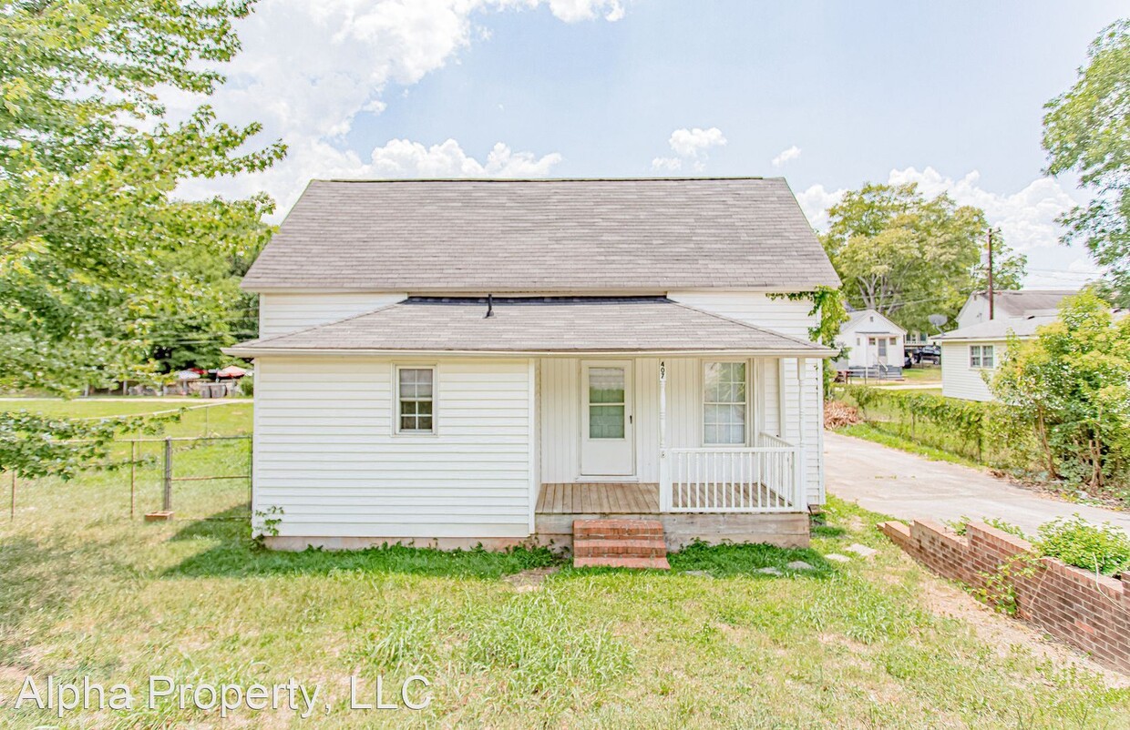 2 br, 2 bath House - 407 Cedar Lane Rd Photo