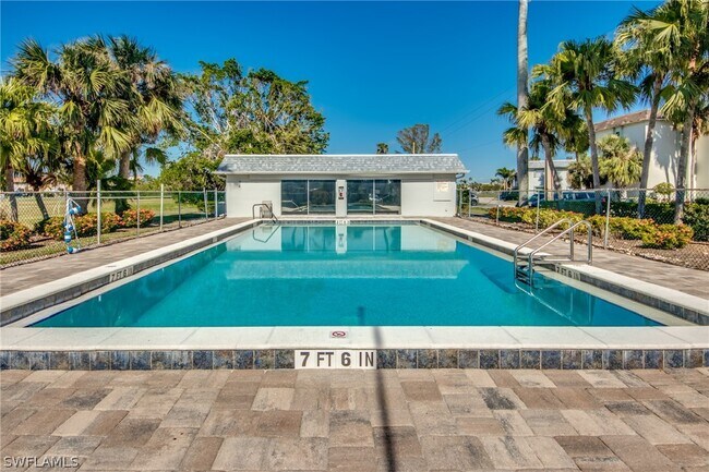 Foto del edificio - 4730 Orange Grove Blvd