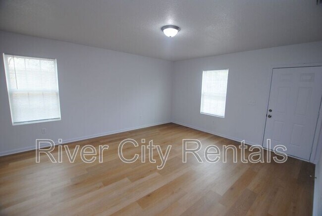 Building Photo - 6253 Magnolia St