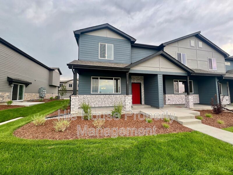 Foto principal - 6939 4th St Rd