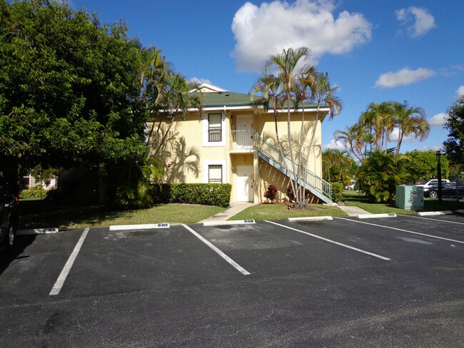 Cozy 2/1 Home in Sunrise! - Cozy 2/1 Home in Sunrise!