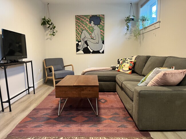 Foto del edificio - 6113 39th Ave S