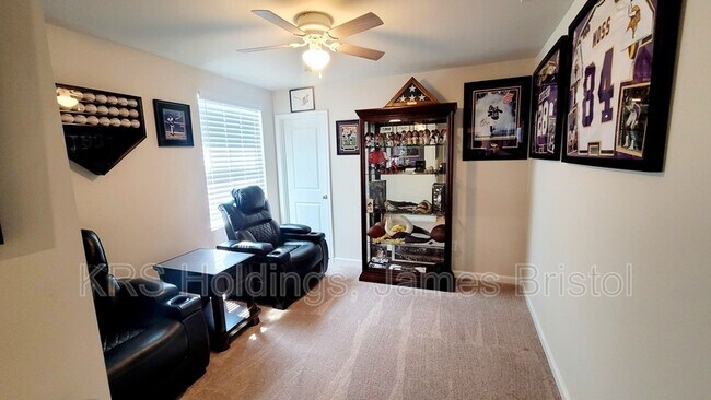 Building Photo - 141 Catalpa Ct