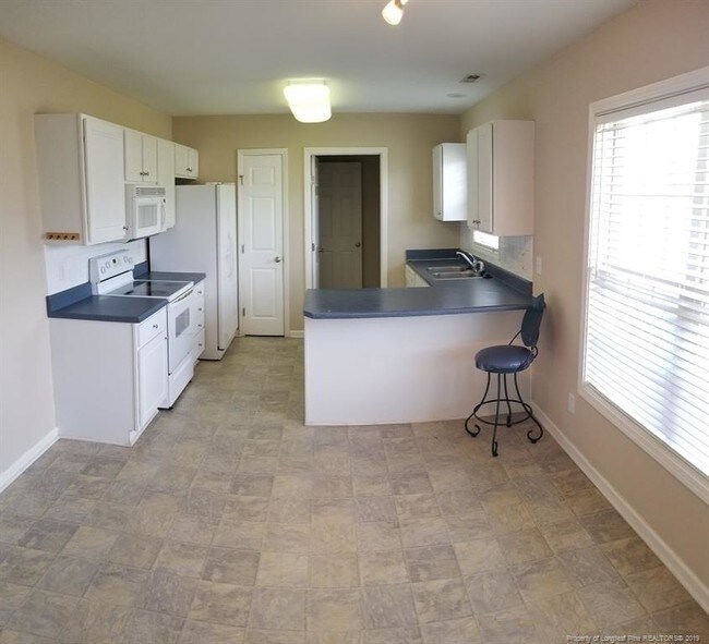 Building Photo - 5844 Nessee St