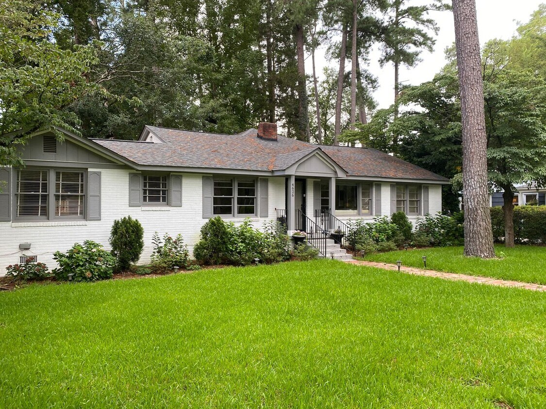 Foto principal - 4626 Crowson Rd