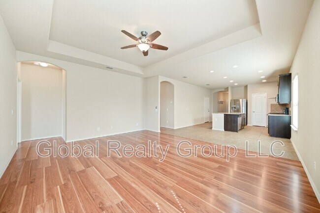 Foto del edificio - 516 Stonebrook Dr