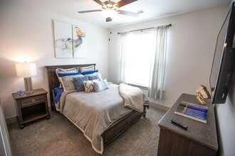 Building Photo - Berkmar Landing Apartments