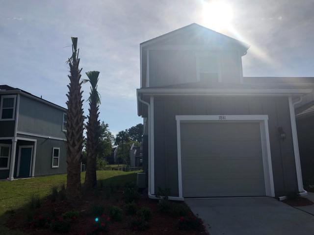 Foto del edificio - 3 bedroom in Jacksonville FL 32256