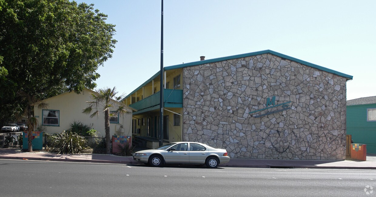 Building Photo - 2006 23rd St