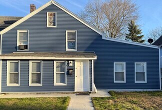 Building Photo - 89 Spruce St