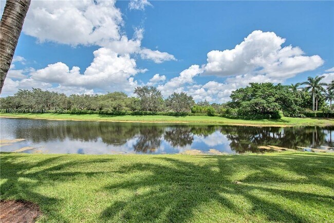 Building Photo - 2434 Cordoba Bend