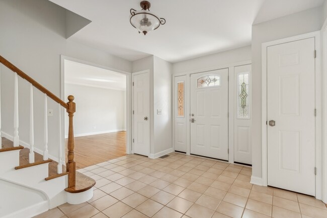 Building Photo - 1205 Brian Cir