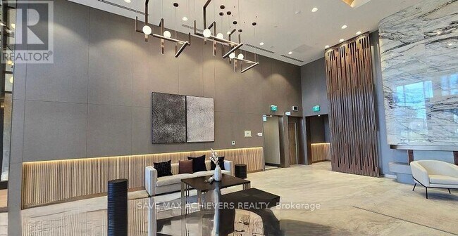 Building Photo - 1100 Sheppard Ave W