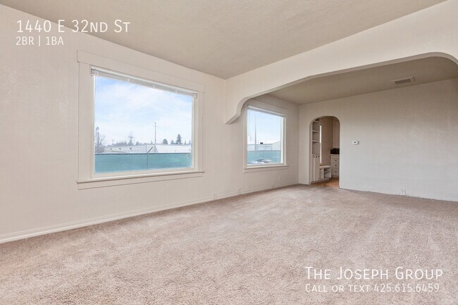 Foto del edificio - 1440 E 32nd St