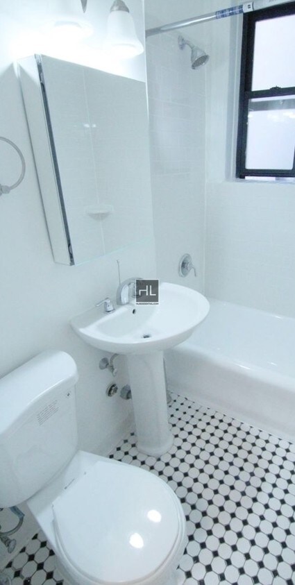 Foto del edificio - 44th St