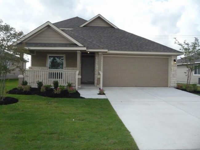 Building Photo - 18409 Bandelier Dr