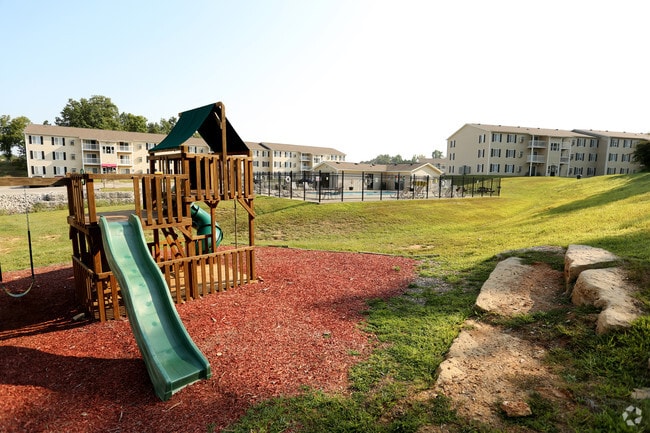 Building Photo - Anderson Estates