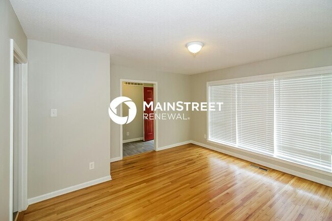 Foto del edificio - 3 Bedroom Pet-Friendly Home in Memphis, TN with Main Street Renewal