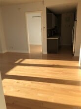 Building Photo - 10-46 Jackson Ave