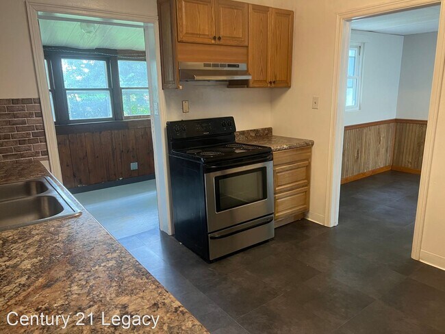 Building Photo - 2 br, 1.5 bath House - 1306 East Holston A...