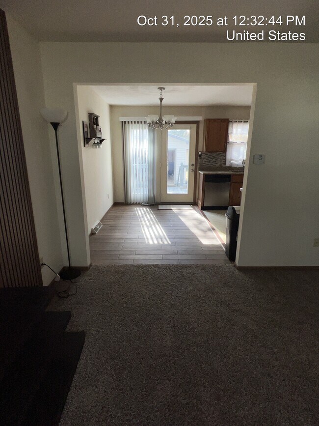 Building Photo - 5611 Madrid Dr