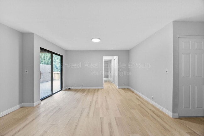 Foto del edificio - 16006 E 14th St