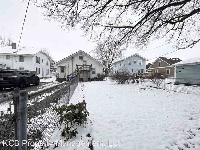 Foto del edificio - 3 br, 2 bath House - 1216 South Washington...